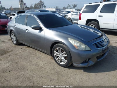 INFINITI G37 2011