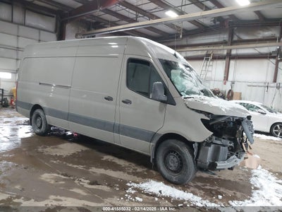 MERCEDES-BENZ SPRINTER 2500 2023