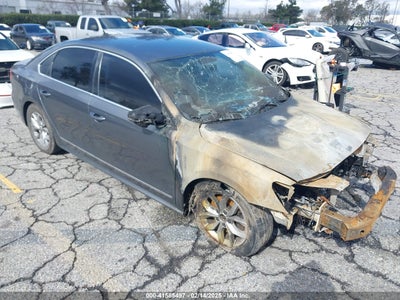VOLKSWAGEN PASSAT 2016
