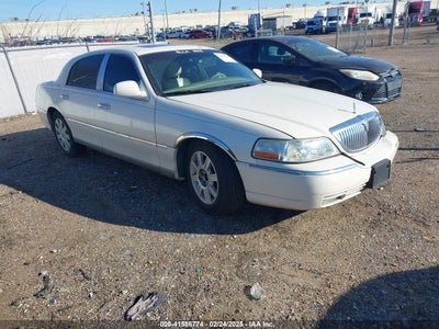 LINCOLN TOWN CAR 2007