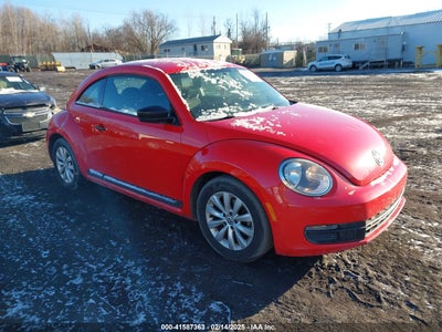 VOLKSWAGEN BEETLE 2014
