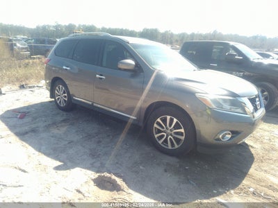 NISSAN PATHFINDER 2015