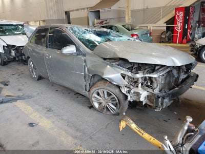 TOYOTA CAMRY 2015