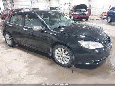 CHRYSLER 200 2013