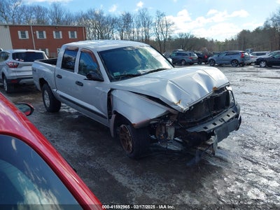 DODGE DAKOTA 2005