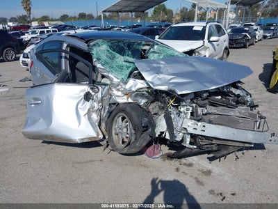 TOYOTA PRIUS 2011