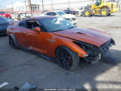 NISSAN GT-R 2017