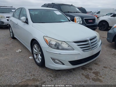 HYUNDAI GENESIS 2013