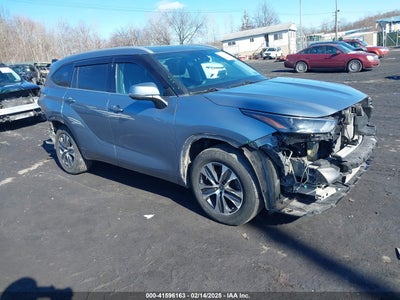 TOYOTA HIGHLANDER 2022