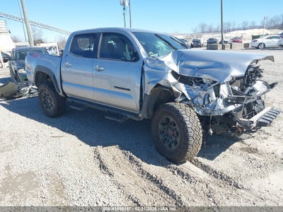 TOYOTA TACOMA 2021