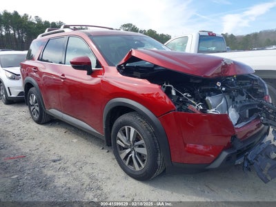 NISSAN PATHFINDER 2024