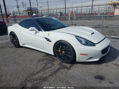 FERRARI CALIFORNIA 2013