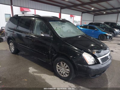 KIA SEDONA 2011