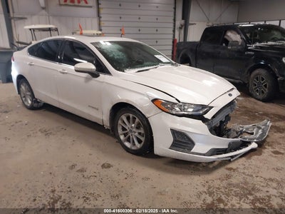 FORD FUSION HYBRID 2019