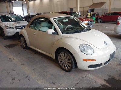 VOLKSWAGEN NEW BEETLE 2009
