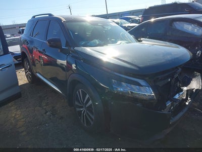NISSAN PATHFINDER 2024