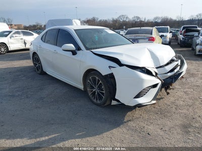 TOYOTA CAMRY 2019