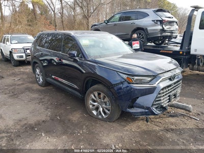 TOYOTA GRAND HIGHLANDER 2024