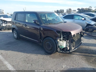 SCION XB 2010