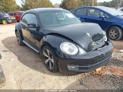 VOLKSWAGEN BEETLE 2012