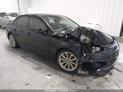 AUDI A4 2019