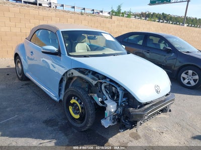 VOLKSWAGEN BEETLE 2013