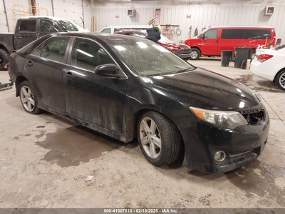 TOYOTA CAMRY 2013