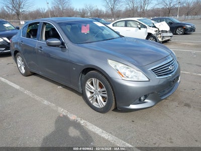 INFINITI Q40 2015