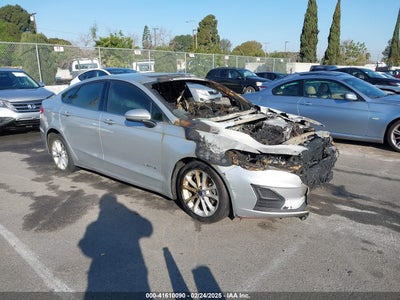 FORD FUSION HYBRID 2019