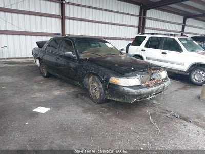 FORD CROWN VICTORIA 2000