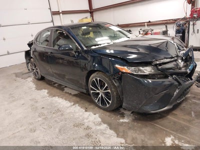 TOYOTA CAMRY 2020
