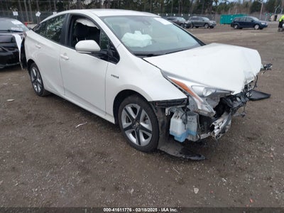 TOYOTA PRIUS 2017