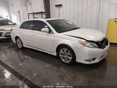 TOYOTA AVALON 2011
