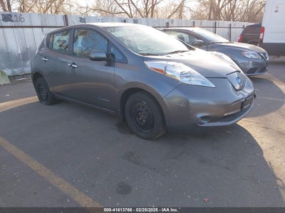 NISSAN LEAF 2015