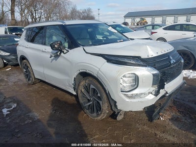 MITSUBISHI OUTLANDER 2023