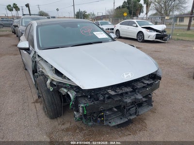 HYUNDAI SONATA HYBRID 2024