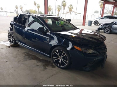 TOYOTA CAMRY 2019