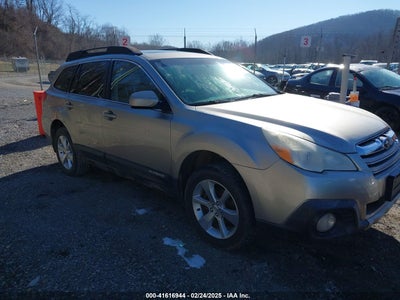 SUBARU OUTBACK 2014