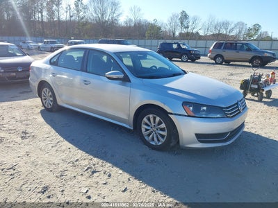VOLKSWAGEN PASSAT 2012