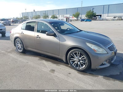 INFINITI G37 2010