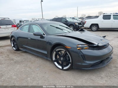 PORSCHE TAYCAN 2020