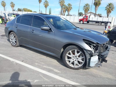 INFINITI G37 2011
