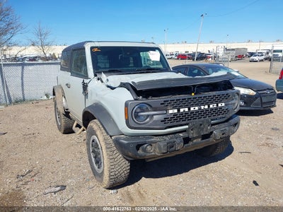 FORD BRONCO 2023