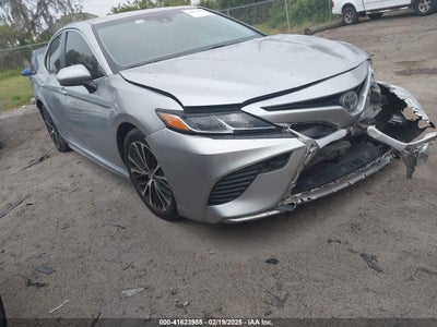 TOYOTA CAMRY 2018