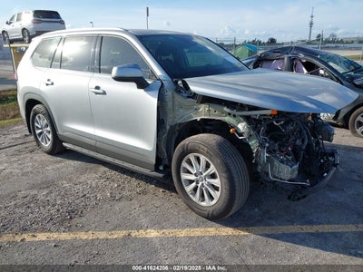 TOYOTA GRAND HIGHLANDER 2024