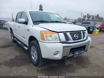 NISSAN TITAN 2013
