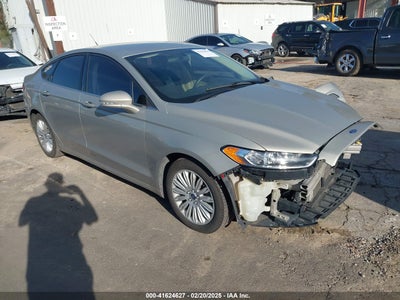 FORD FUSION HYBRID 2015