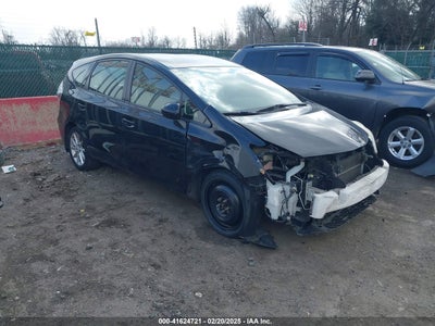 TOYOTA PRIUS V 2012