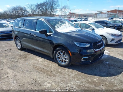 CHRYSLER PACIFICA 2023