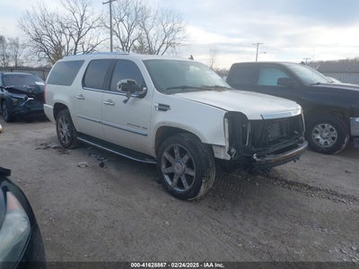 CADILLAC ESCALADE ESV 2010